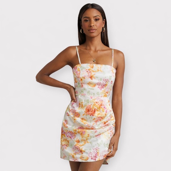 Showpo. Dresses & Skirts - NWT SHOWPO Mini Dress Size 6 Elbereth Romantic Floral Adjustable Spaghetti Strap